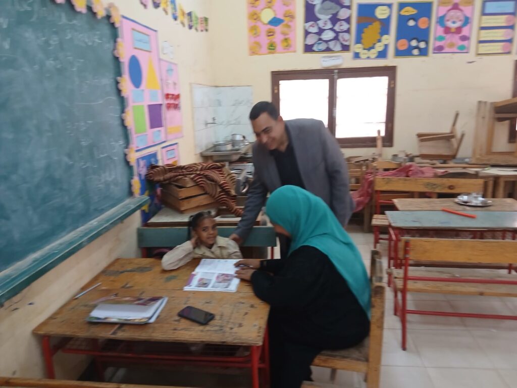 1000227126-1024x768 مدير إدارة دراو يتابع سير وانتظام العملية التعليمية