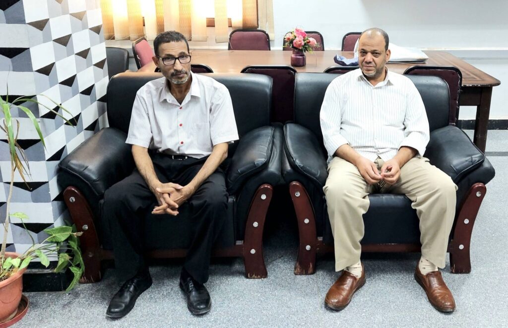 668683175_1390865979736426_8478499527372575179_n-1024x661 بالصور.. وكيل تعليم أسوان يجتمع بإدارة قواعد البيانات ونظم المعلومات