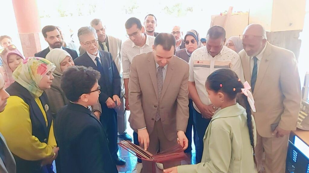 674019878_1401757731980584_3442174769258152604_n-1024x576 بالصور.. وكيل الوزارة يواصل جولاته بادفو ويتفقد المدرسة المصرية اليابانية بالرديسية .