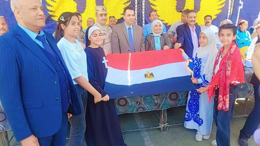676233831_1401752621981095_6904530636695617114_n-1024x576 بالصور...وكيل الوزارة يشهد احتفالية إدارة ادفو بأعياد تحرير سيناء بمدرسة بنات النيل الابتدائية.
